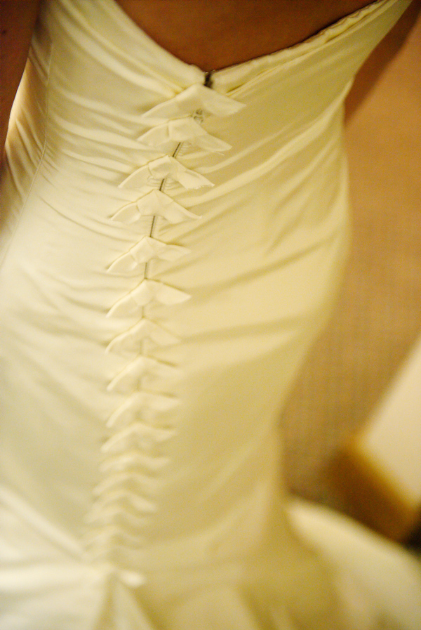 dress detail photo by Dallas based wedding photographers Aves Photographic Design